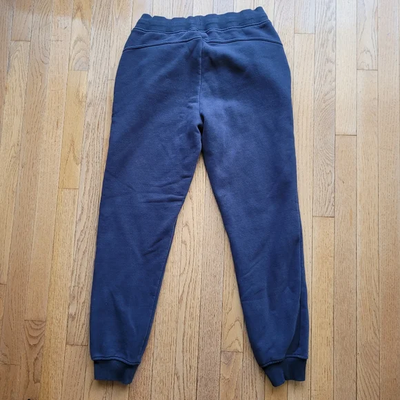 Bench Trackpants - Picture 5 of 9